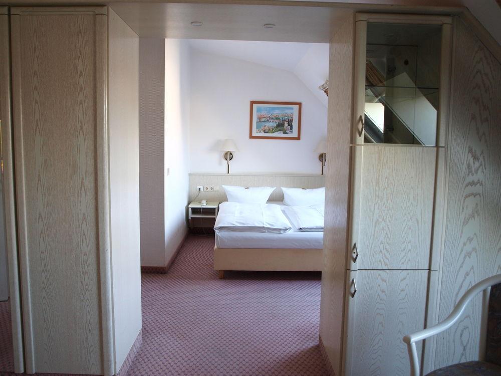 Hotel Stuttgart Sindelfingen City By Tulip Inn Exterior foto
