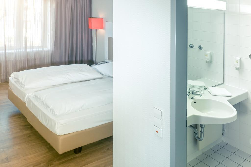 Hotel Stuttgart Sindelfingen City By Tulip Inn Exterior foto